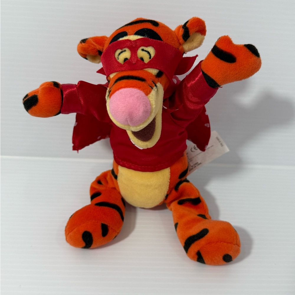 Disney Bean Bag Plush - Tigger, Super Lover